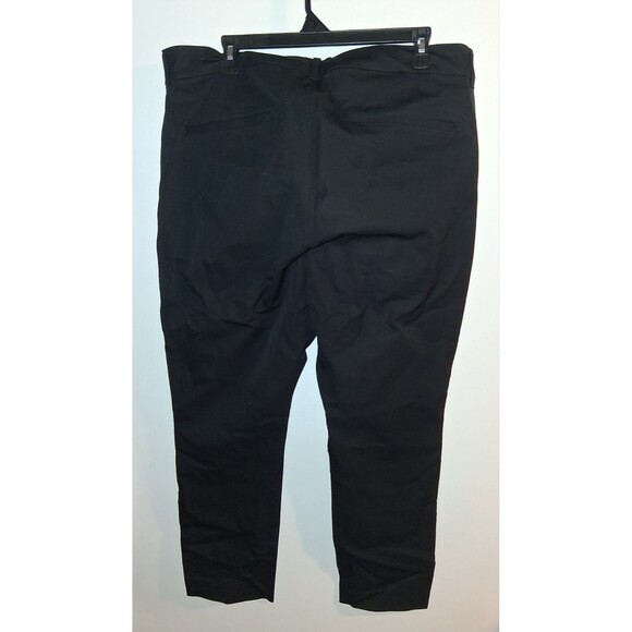 NWOT Old Navy Black High Rise Pixie Skinny Pants Sz 18 - Picture 2 of 2